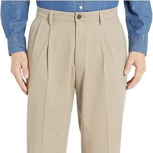 Men’s casual khaki slacks NWT